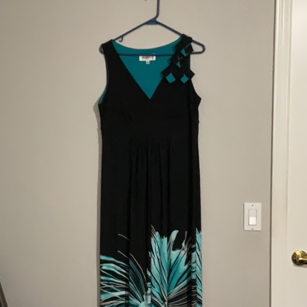 Studio I size 12 Maxi dress